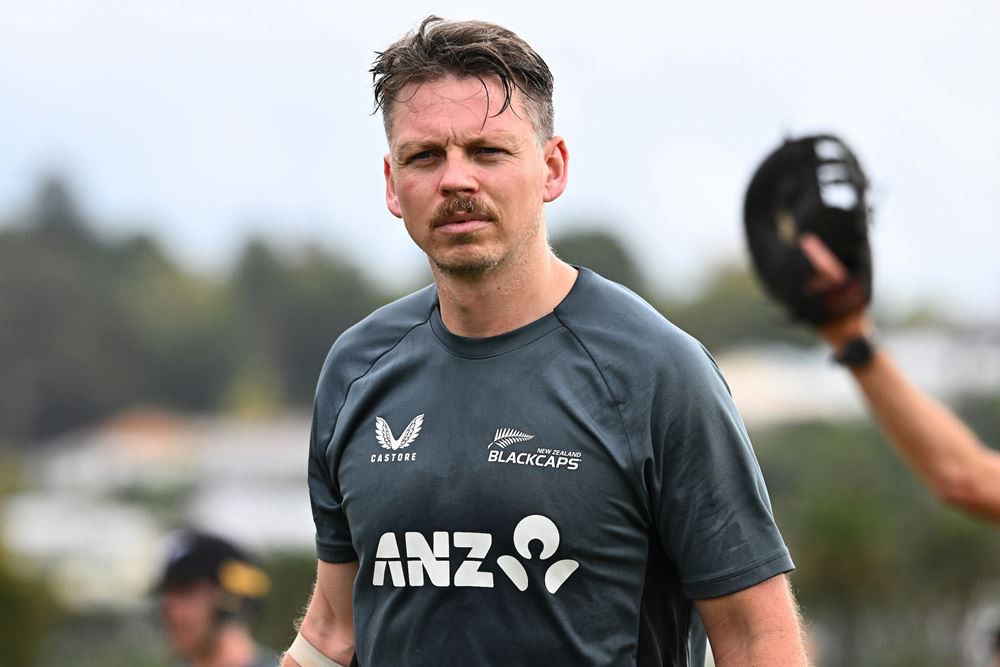 Bracewell to replace Phillips for first Test against Zimbabwe