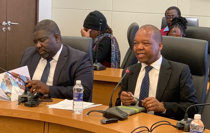 Mutapa Investment Fund Chief Executive Officer Dr John Mangudya (right) before the Parliamentary Portfolio Committee on Lands,Agriculture, Water, Fisheries and Rural Development.