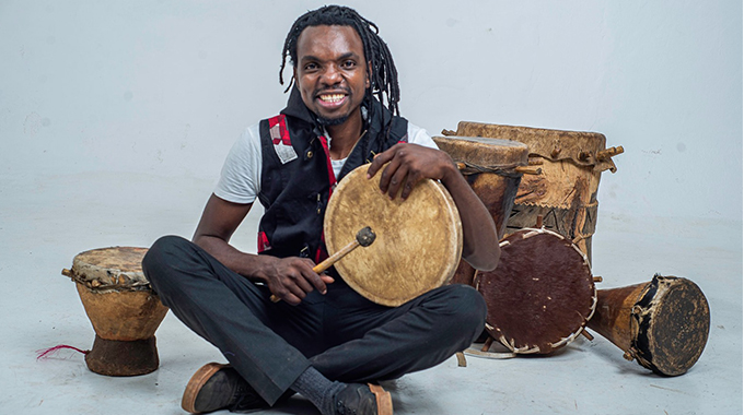 Mangoma schooling the world in African tribal sound