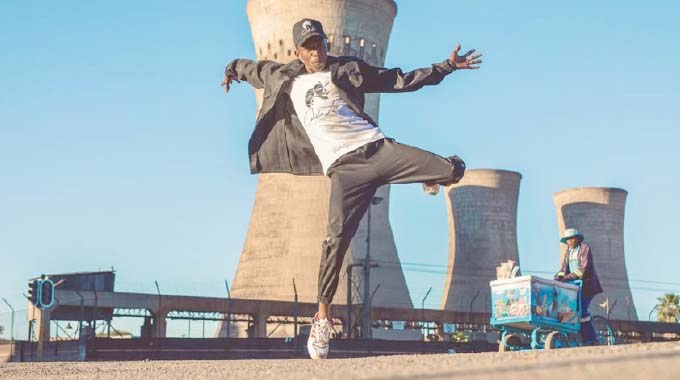 Meet Lindelani Calisto Mafu, a true definition of an all-rounder artist