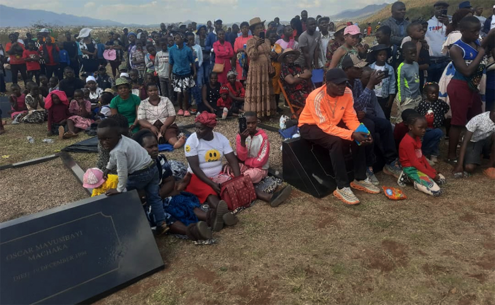 Multitudes honour fallen heroes