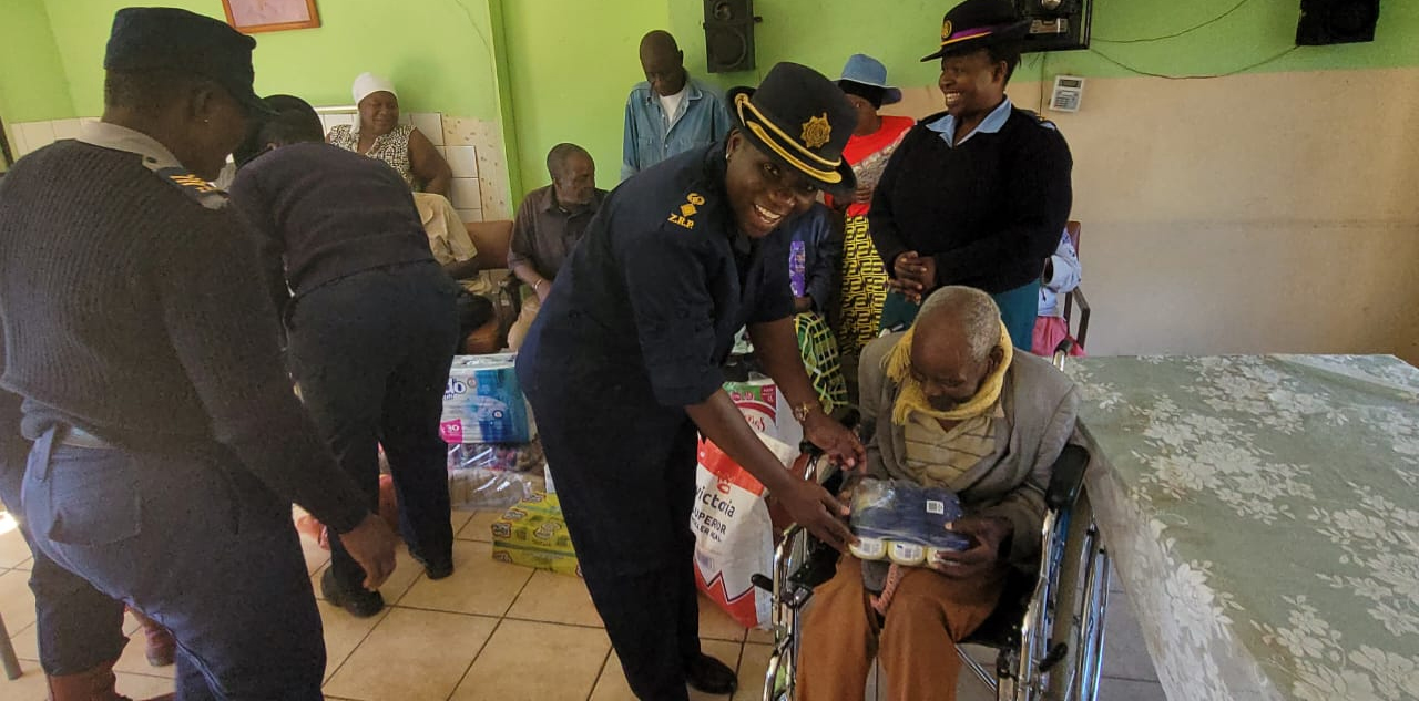 Holiday cheer for Zororoi Old People’s home