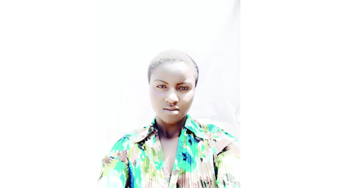 WOMAN ABANDONS HOME, TWO KIDS AFTER HUBBY TAKES HER CELLPHONE