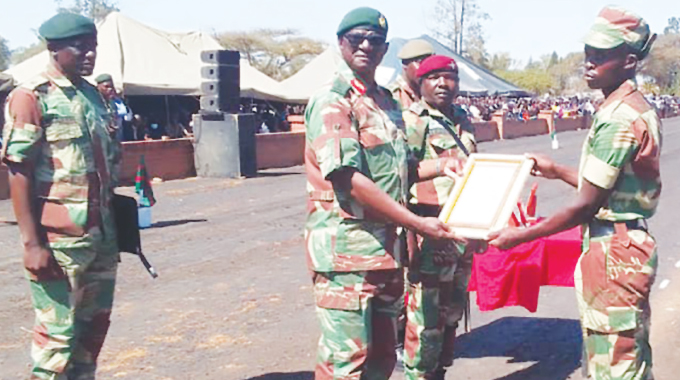 Zimbabwe National Army Commander commends gender inclusion in the army
