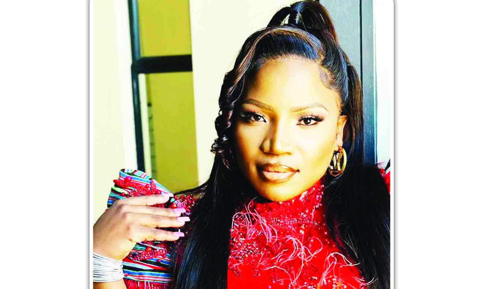 Makhadzi finally gives her no-show DJ the boot