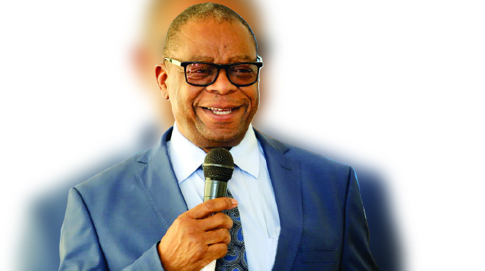 Govenment to train 7 000 health workers every year