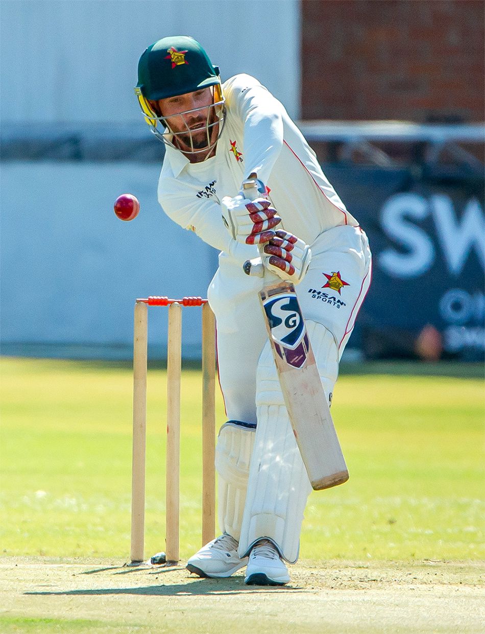Lunch break: New Zealand in control as Zimbabwe lose four wickets
