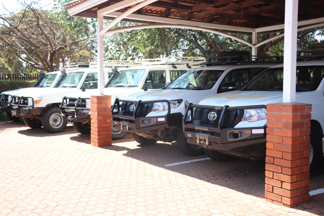 Government receives nine vehicles from WFP 