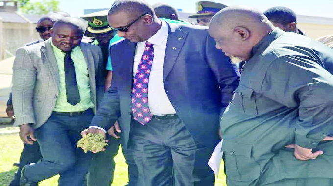 Kwekwe drug hotspots raid nets 100 suspects