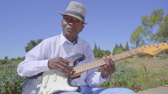 Sikhosana Buhlungu opens Go Fund Me account to purchase a car