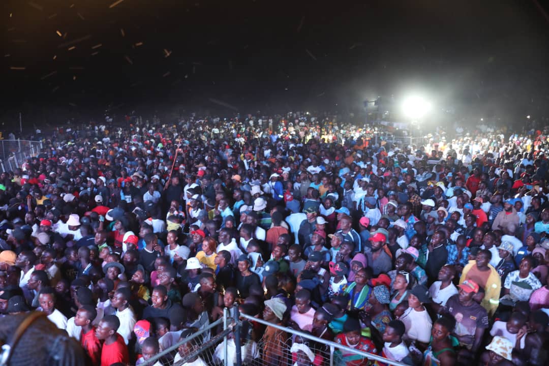 Save River roars to life: A Jamboree for the ages beneath the Birchenough Bridge