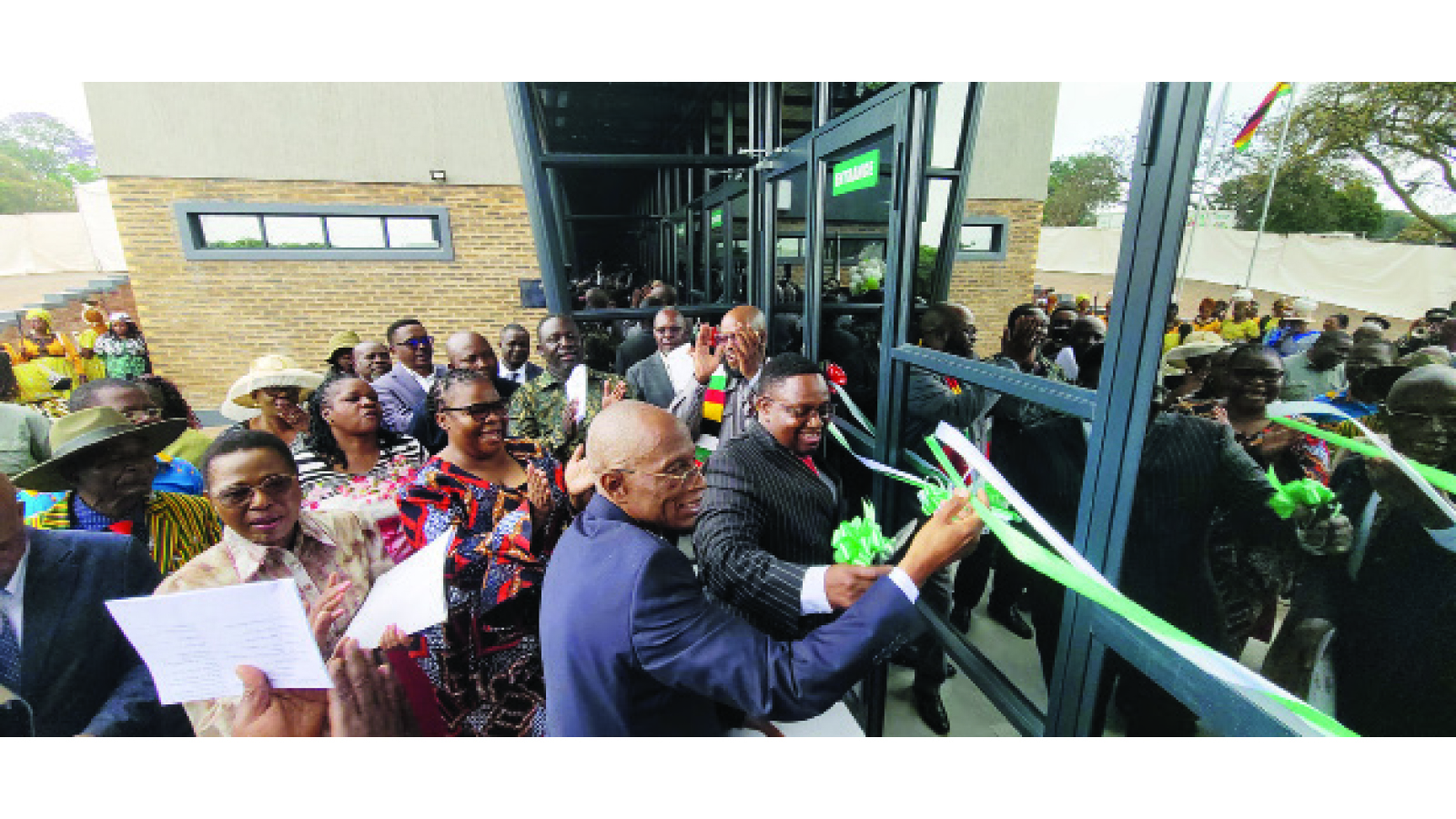 Govt unveils modern registry office in Mutare