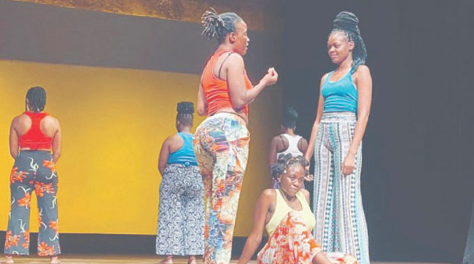 Ize ngomfutho iNtwasa Arts Fest koBulawayo