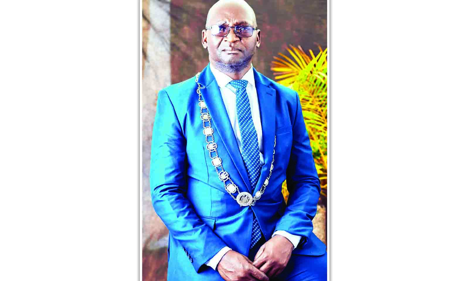 BID BY COUNCILLORS TO CHOOSE CHINHOYI DEPUTY MAYOR FLOPS