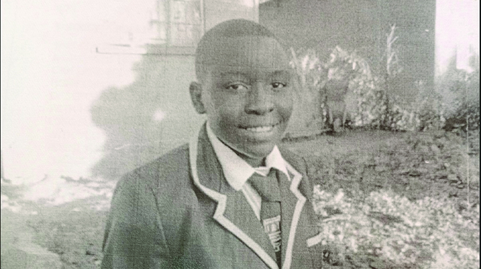 Mwanasikana (14) otsvagwa abva pamba anetsana naamai
