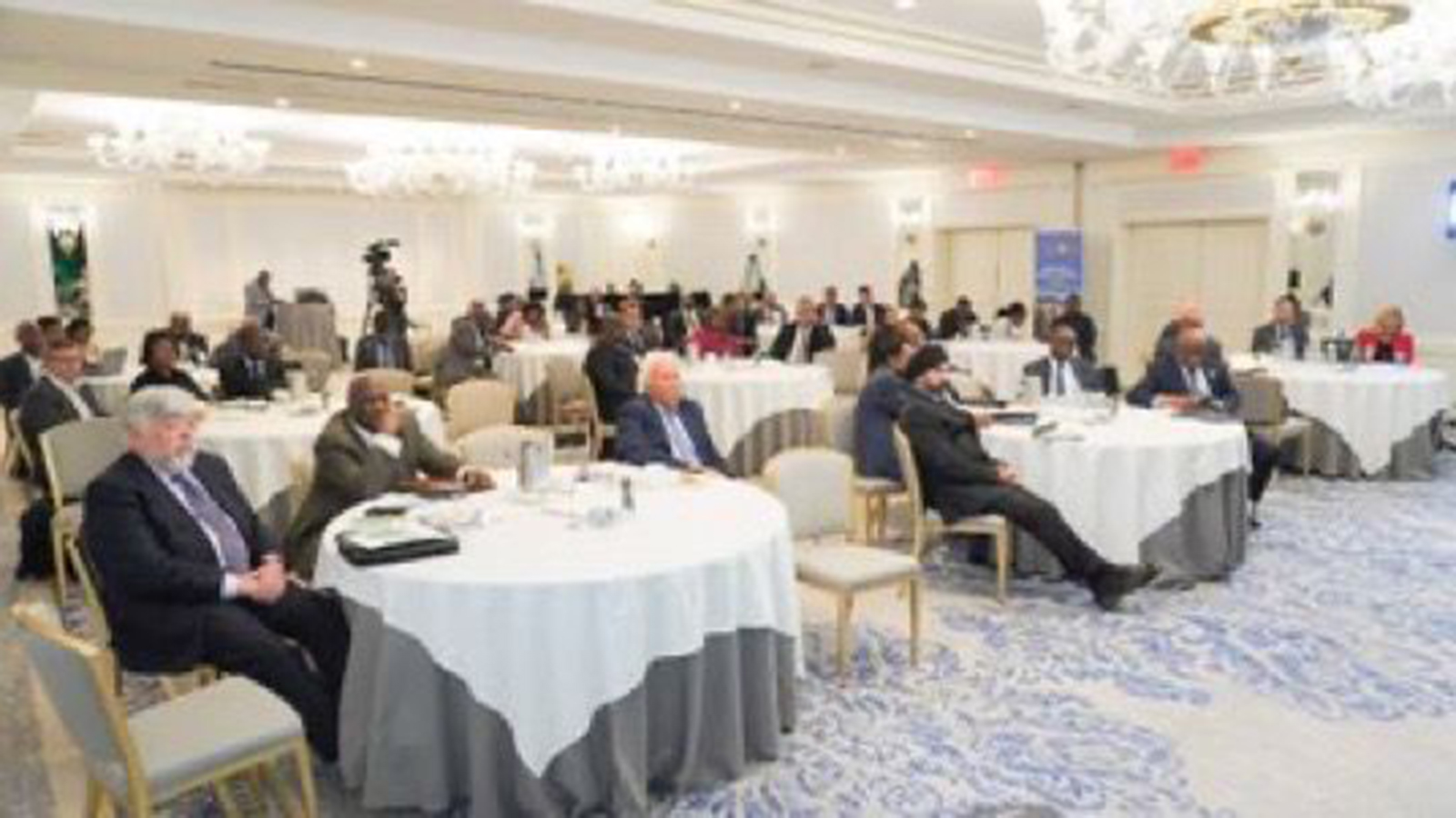 NEW: Zimbabwe showcases economic opportunities at business roundtable in New York