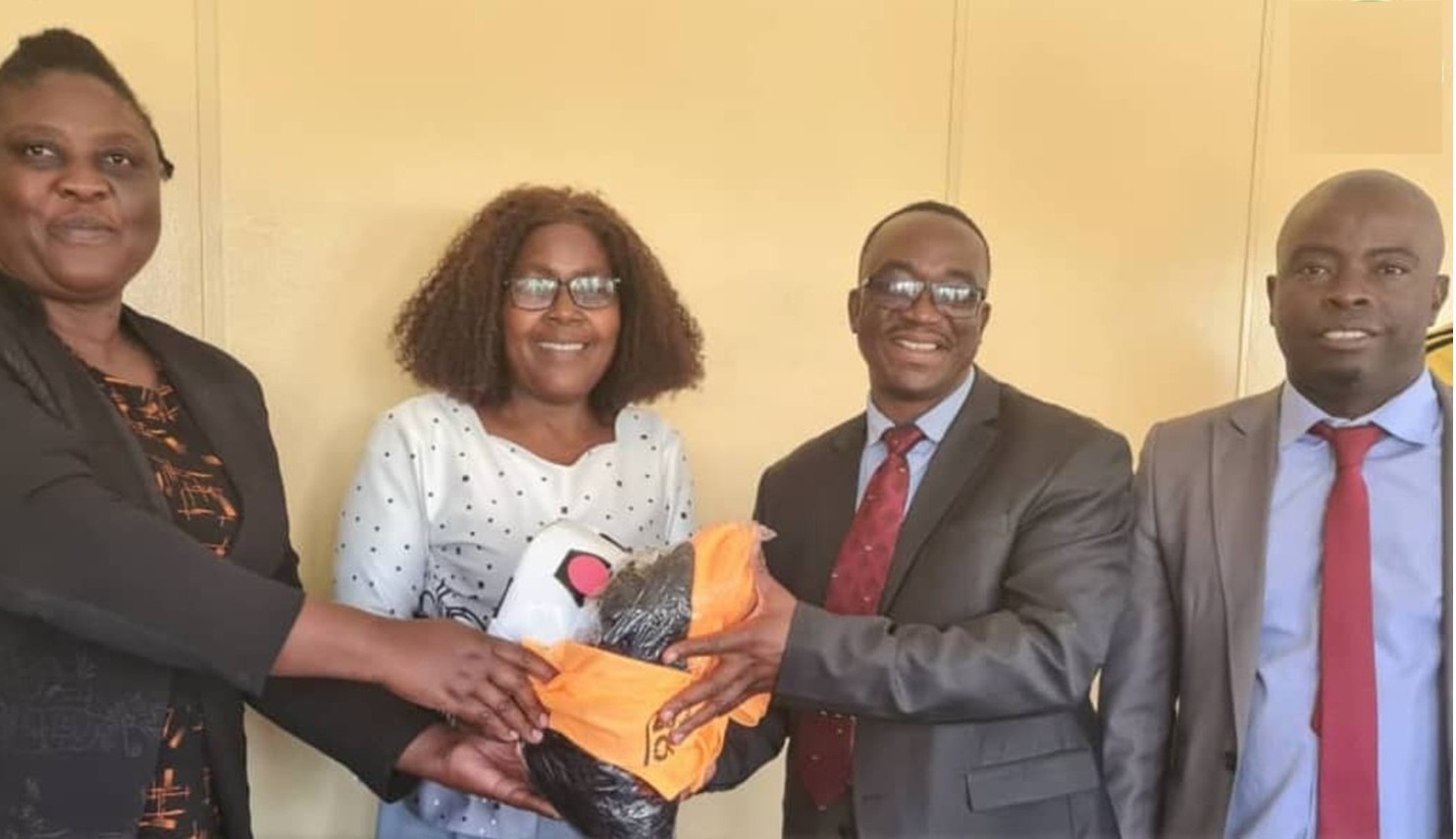 Injabulo ngokuphenduka kwamaYouth Games