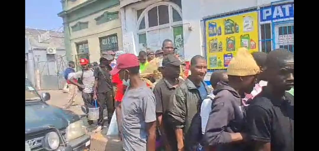 WATCH: SUNDAY LOVE FEAST AS BULAWAYO’S HUNGRY FED: Usizo Foundation brings hope to the streets