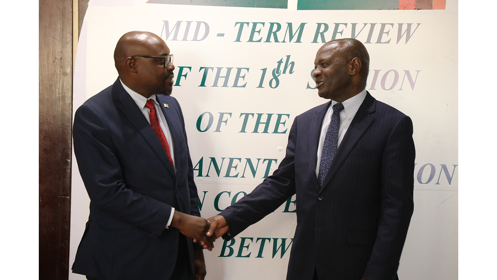 Zimbabwe and Zambia hold Mid-Term Review to strengthen bilateral cooperation