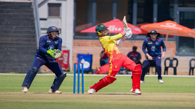 Bennett lights up Queens as Zim take T20I lead