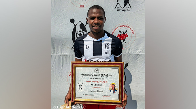 Bosso’s Reason Sibanda’s reason to smile…walks away with Player’s Player of the Month