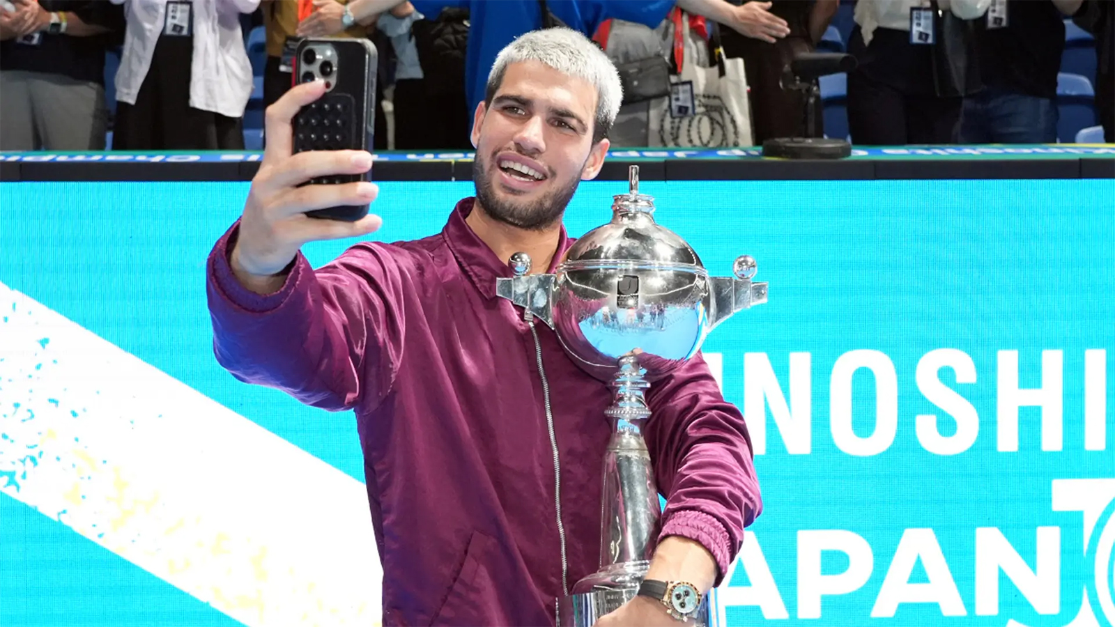 Alcaraz wins eighth title of the season