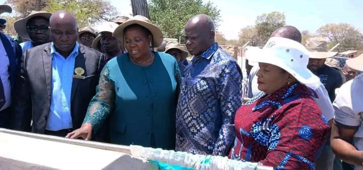 Energy and Power Development Minister, Honourable July Moyo (second from right) officially commissions the Kazozo project