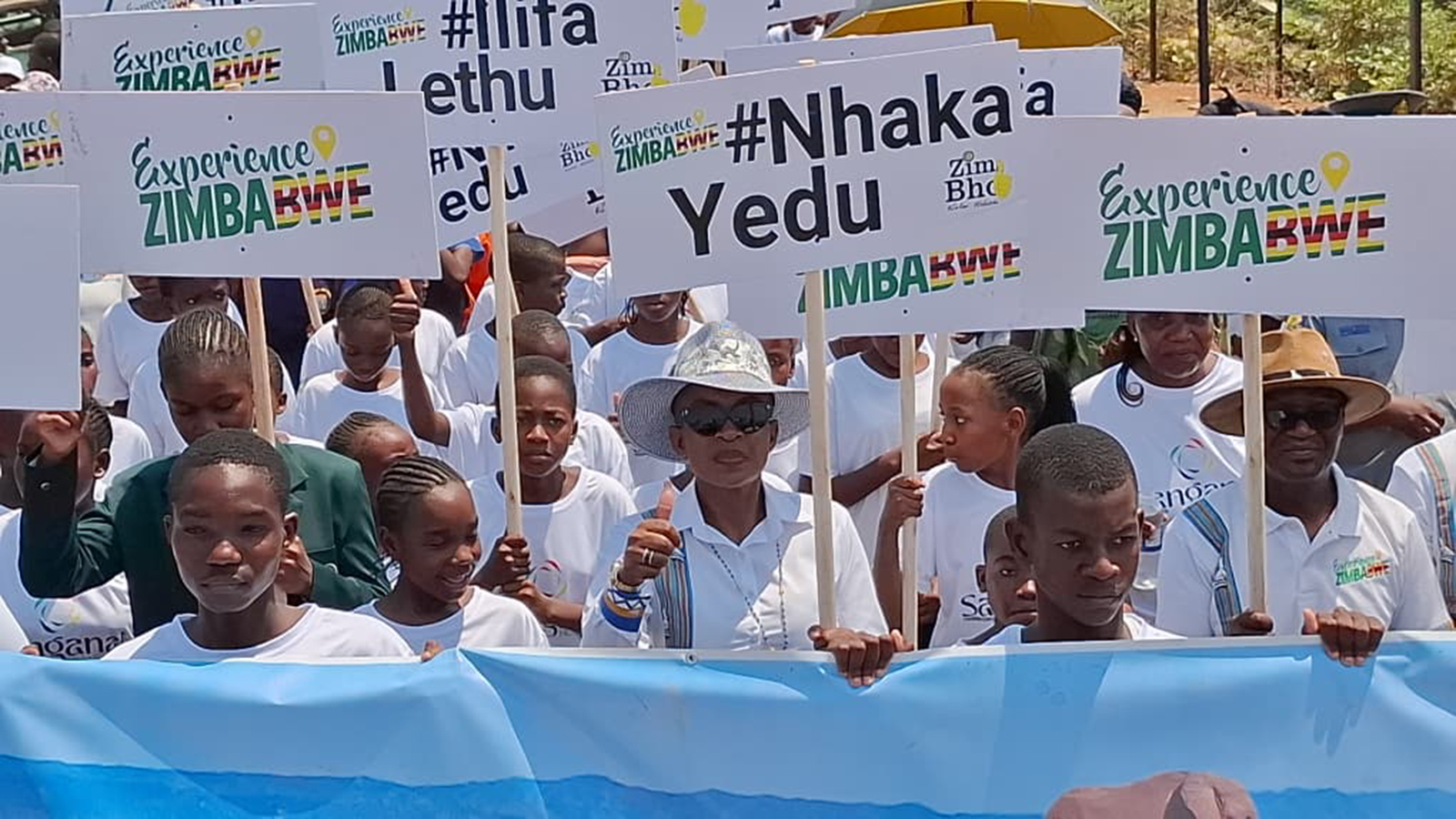 Minister Rwodzi launches domestic tourism festive season campaign