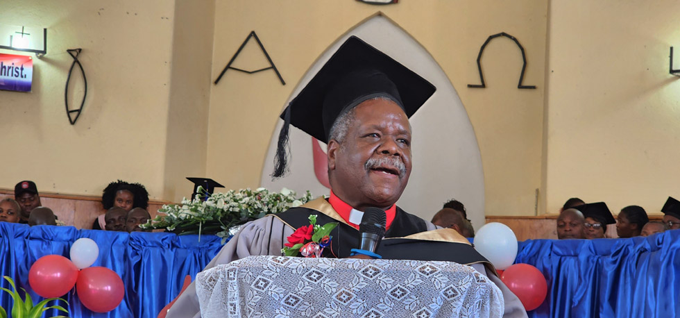 Reverend Dr Jairos Mafondokoto