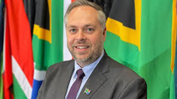 Zimbabweans in SA breathe sigh of relief as permit extension is granted