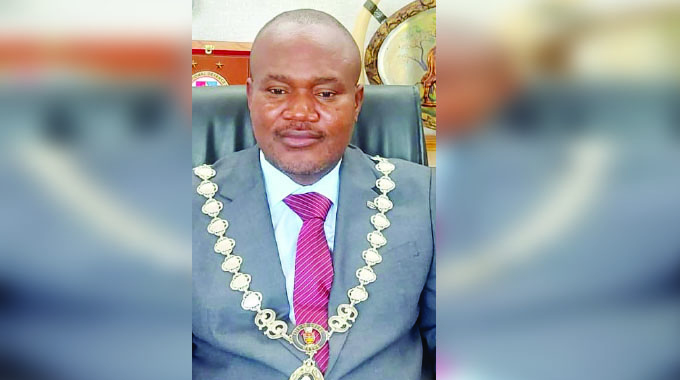Gweru Mayor calls for partnerships to keep Gweru’s Queen of Peace viable
