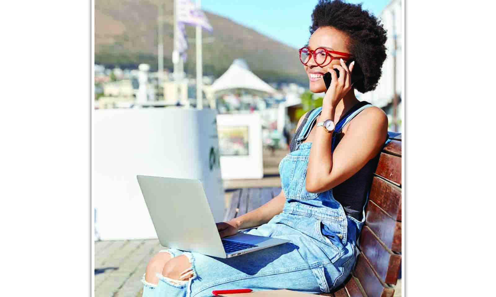 South Africans are glued to their devices for almost half the day