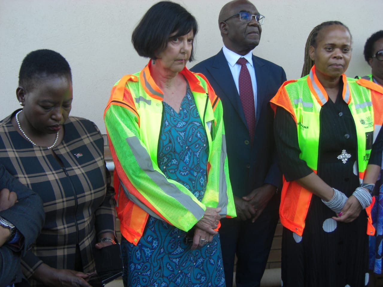 from Left: Malawi ambassador to South Africa Ms Stella Chiripo Ndau, South Africa Transport Minister Ms Barbara Creecy, Zimbabwe Ambassador to South Africa Mr David Hamadziri and Limpopo Premier Dr Phophi Ramathuba pose for photo while visiting the injured bus accident passengers at Luis Trichadt Hospital on Monday-picture by Bernard Chuguvare.
