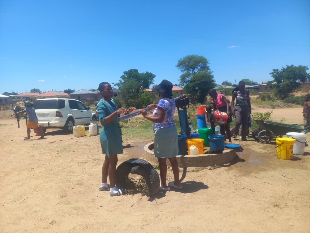 PLUMTREE TURNS INTO A DESERT! Fuming residents cry foul over sky-high water bills