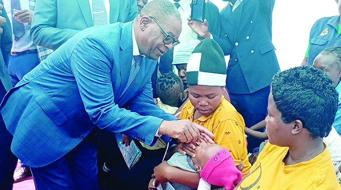 COMMUNITY UNITES FOR HEALTH – Parents flock to Richmond Sabi for Measles jab