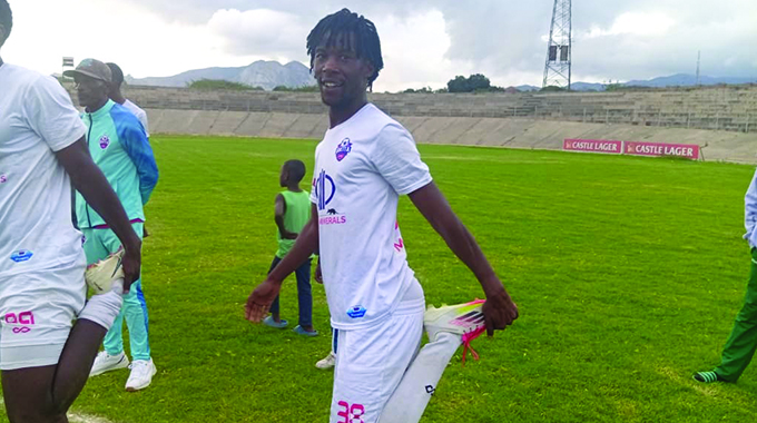 Bikita bang in 3, Herentals fail to reply