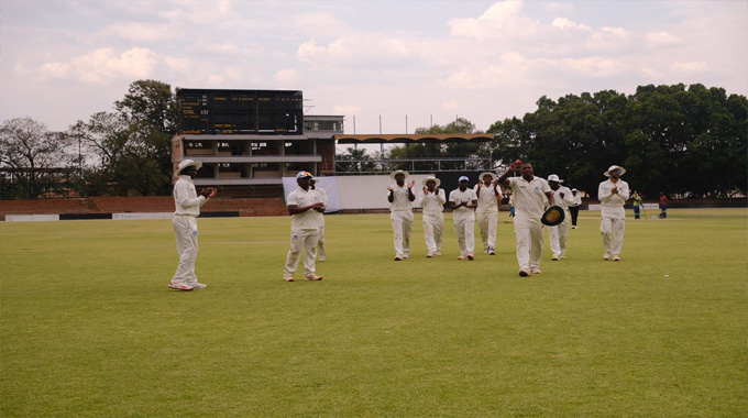 Tuskers dominate Southern Rocks