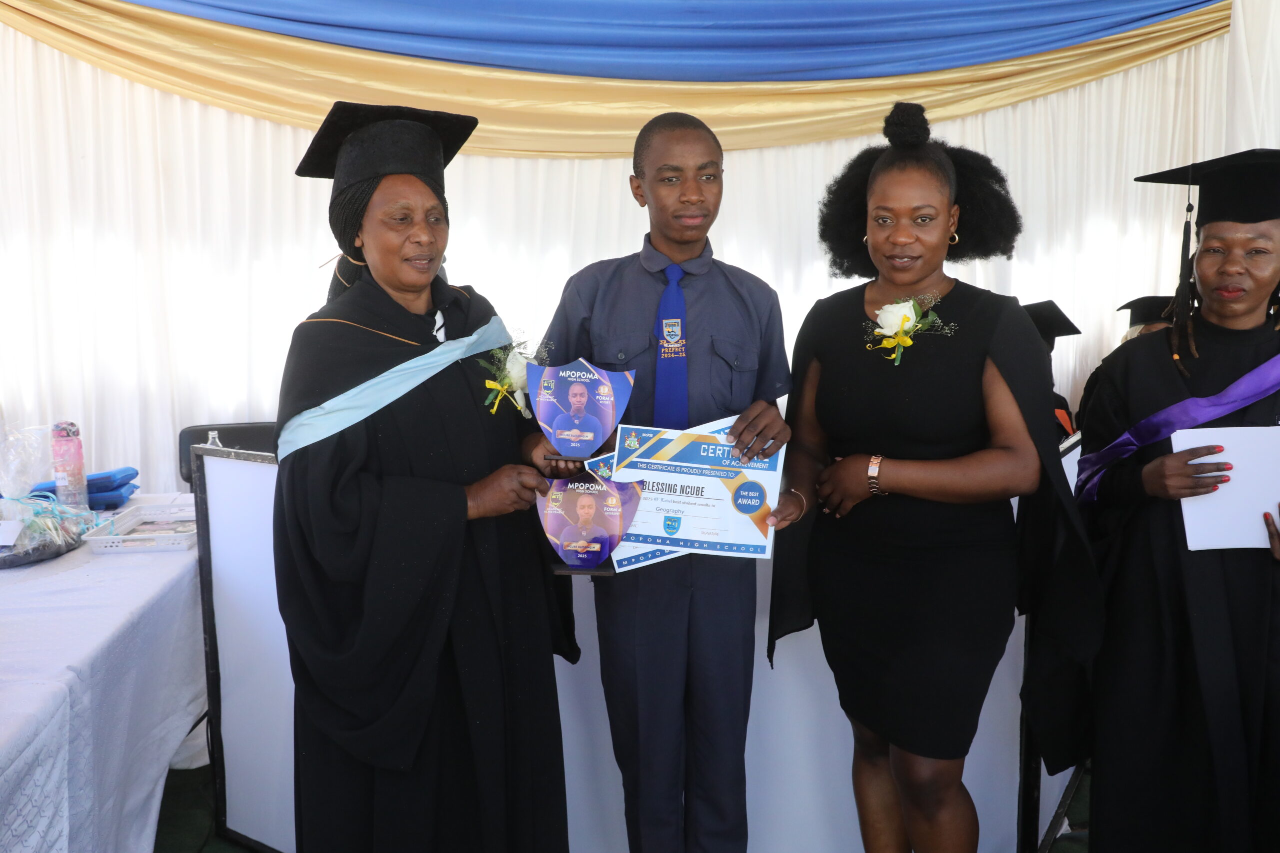 Velamfundo! Mpopoma High School honours its best