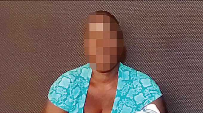 ‘Sengikhathele ngokuloya, kangisakufuni’…“Idlozi lokuloya leli kangisalifuni, njalo ngalicatshelwa ngingakwazi. Kuthiwa ngafakwa inhlanga zakhona emhlane. Inyama yabantu esiyidlayo imbi okumangalisayo,”