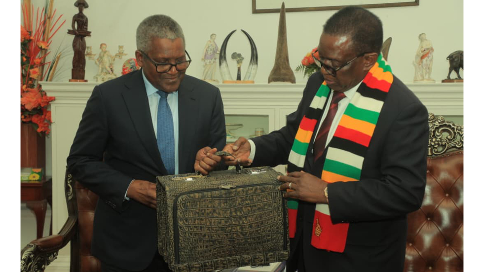 President Mnangagwa meets Nigerian businessman Dangote