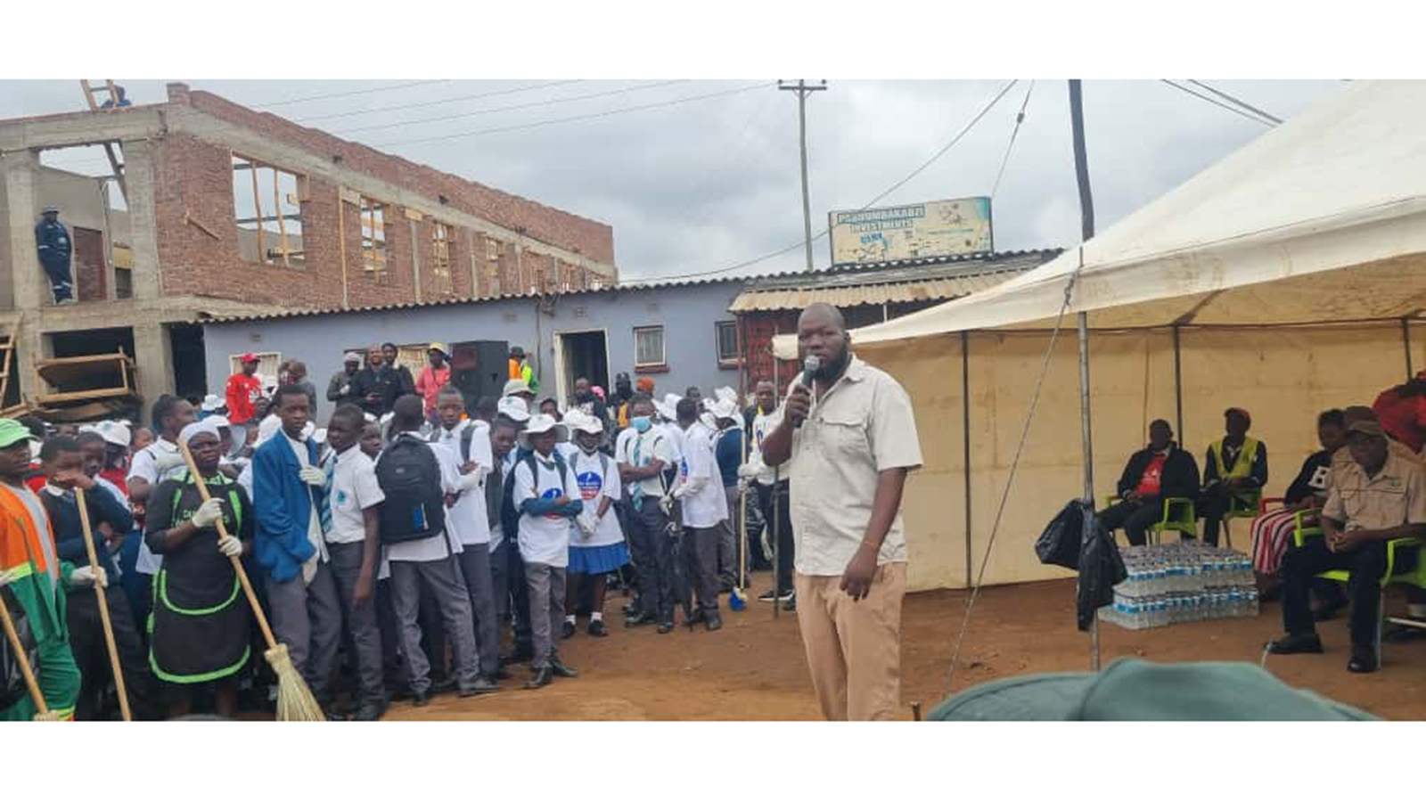 Norton community, football club join forces in clean-up