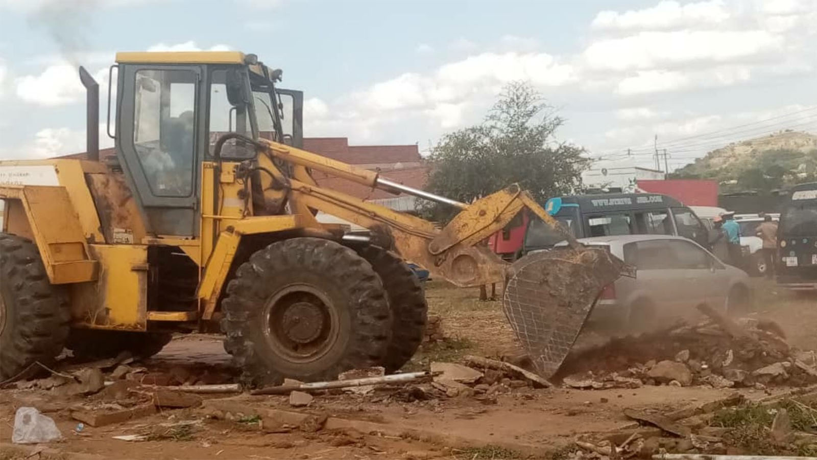 Harare targets illegal structures in new blitz