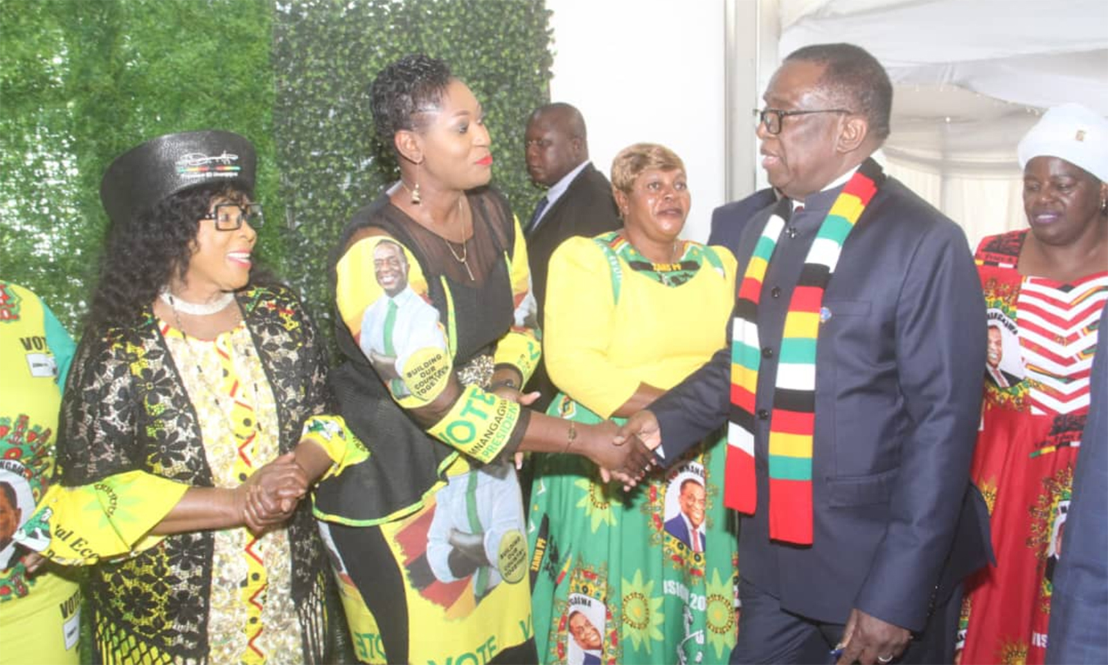 President meets Chimurenga Choirs