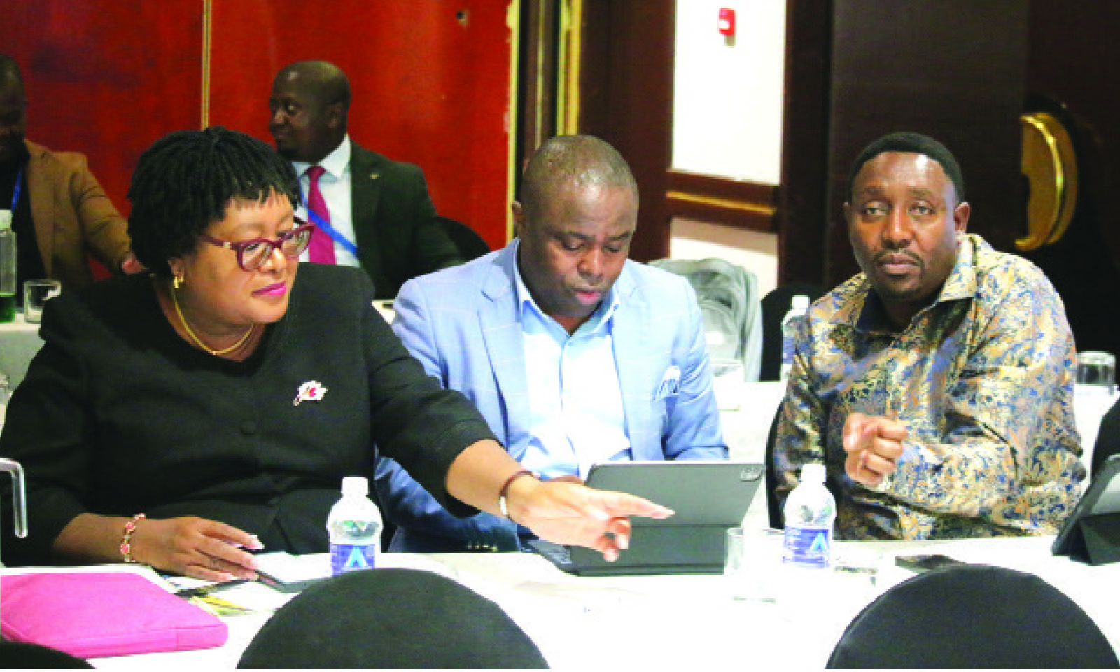 Media urged to tell Zimbabwe’s story