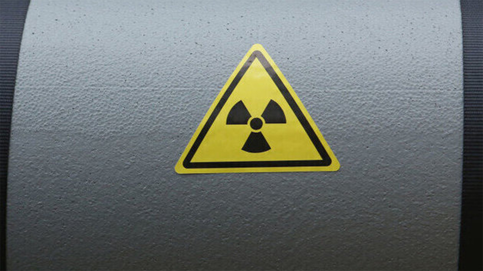 The nuclear illusion of a collapsing Western Europe