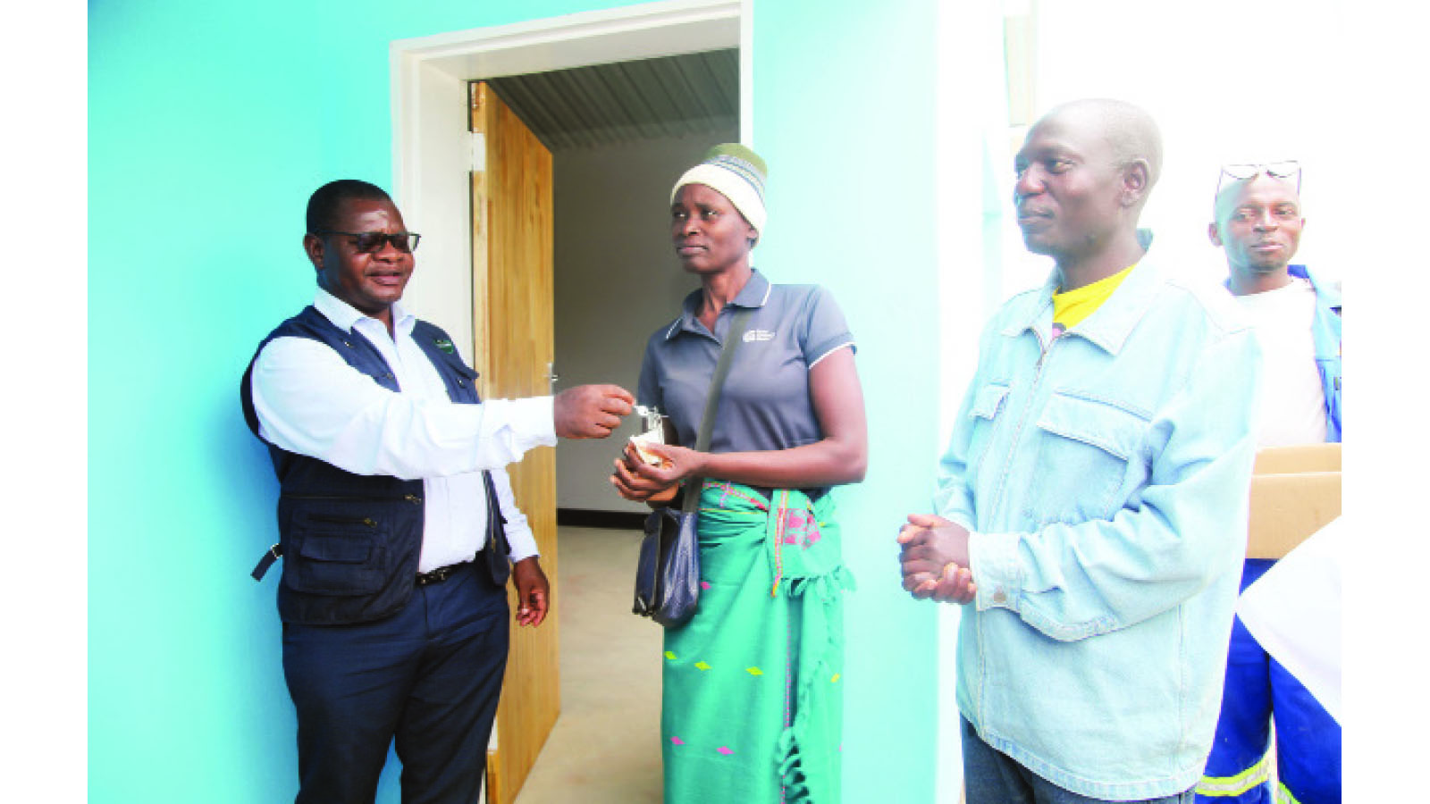 Displaced Kunzvi families get new homes
