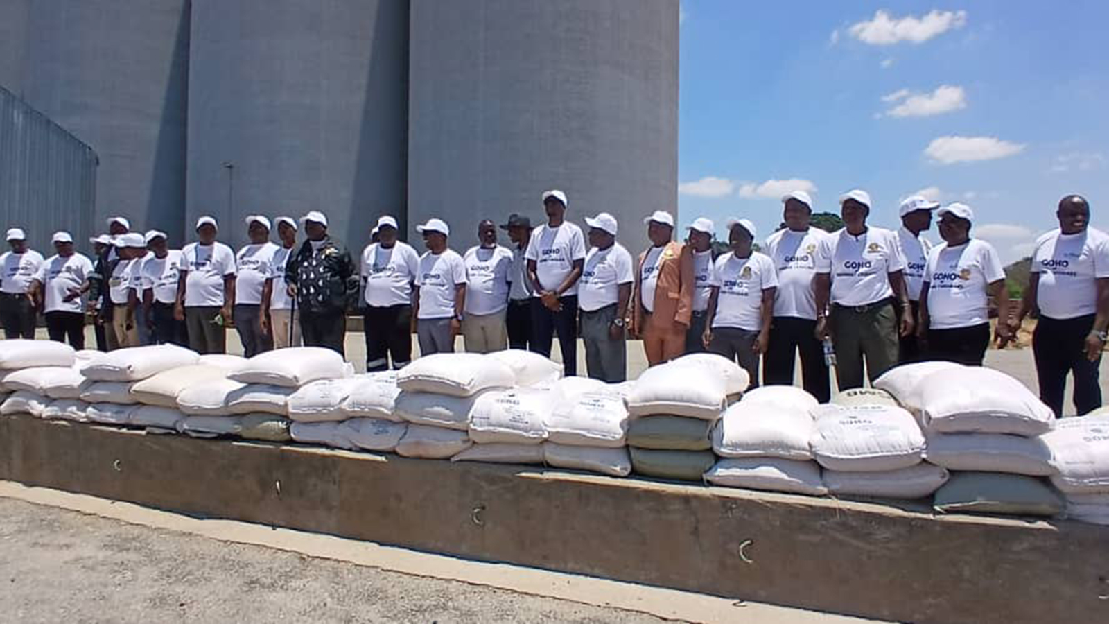 Mash East Chiefs donate grain to the Government
