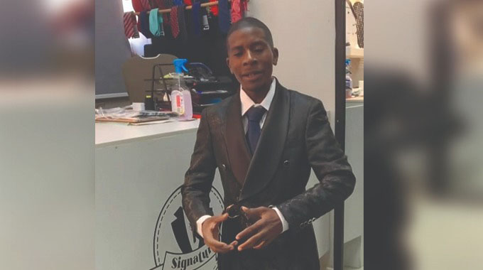 TALENT BACK BEHIND BARS! Street personality nabbed for stealing US$48