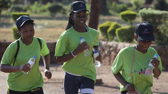 Cancer survivors urge early detection