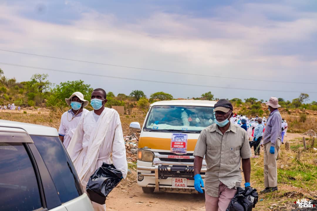 MASOWE SAINTS HIT THE STREETS: Church leads rain-season clean-up blitz